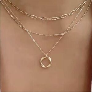 Layered Gold Circle Pendant Necklace - Women